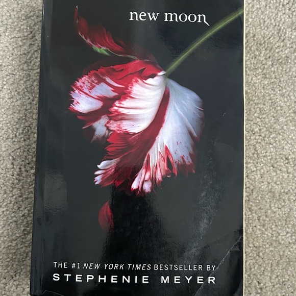 Twilight Series - Picture 2 of 4